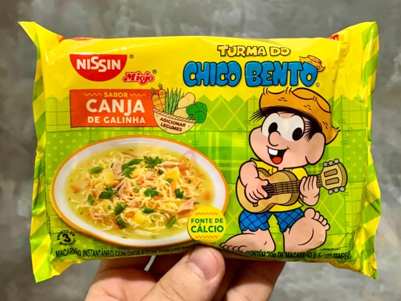 🇧🇷Nissin Miojo Sabor Canja de Galinha da Turma do Chico Bento ☺️