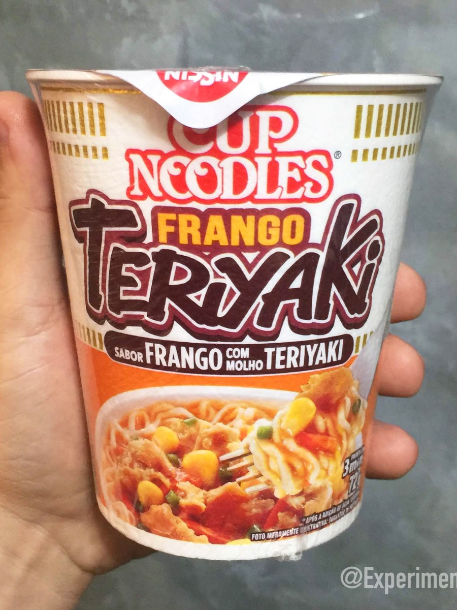 Nissin Cup Noodles sabor Frango Teriyaki