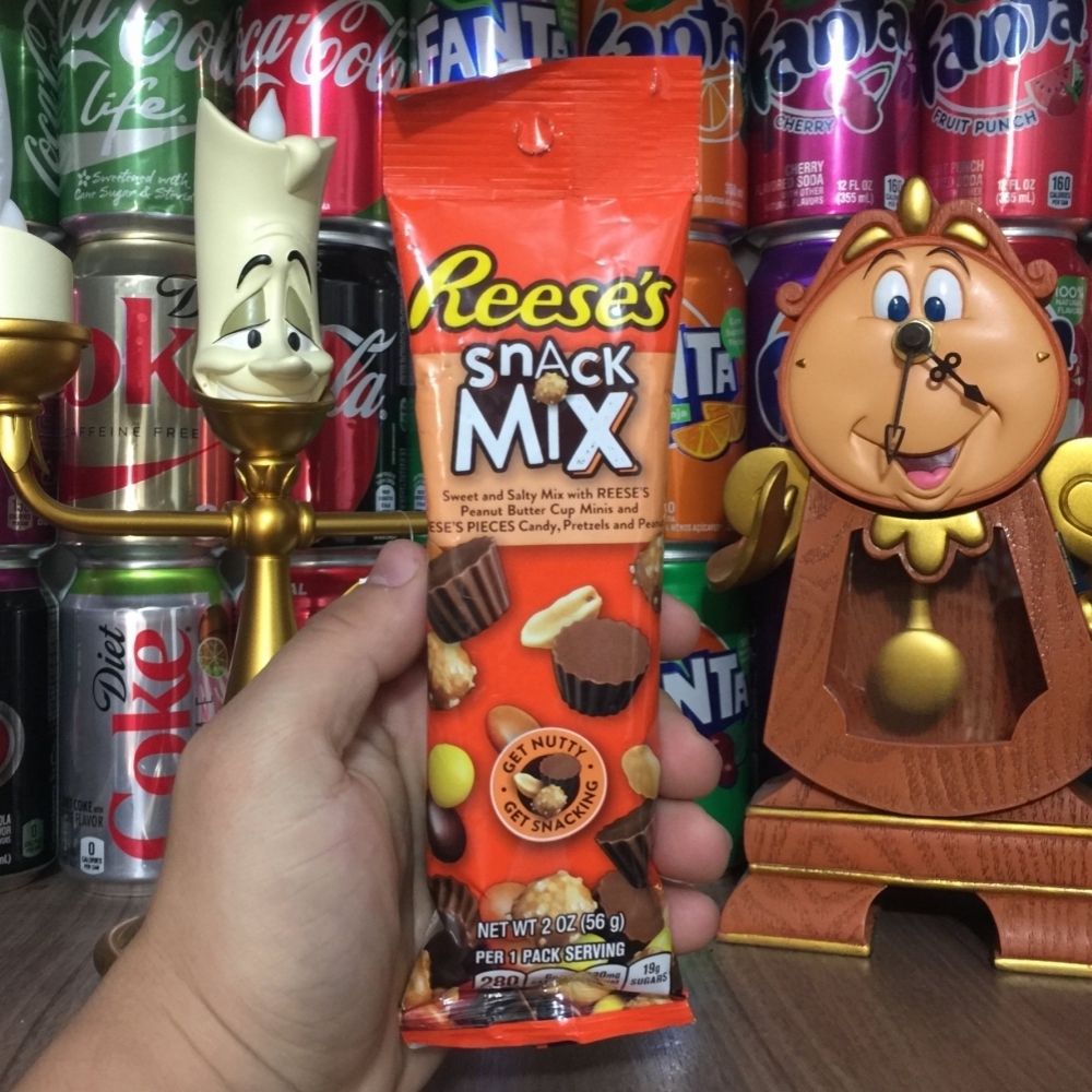 Reese’s Snack Mix