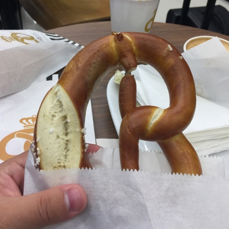 Rei do Pretzel (Aeroporto Congonhas 2017)