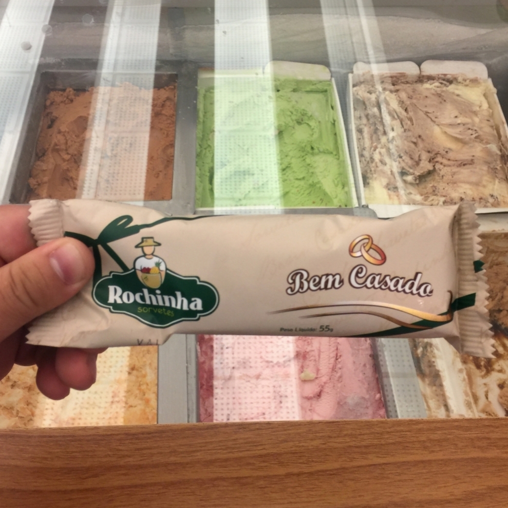 Rochinha Sorvetes Picolé Bem Casado