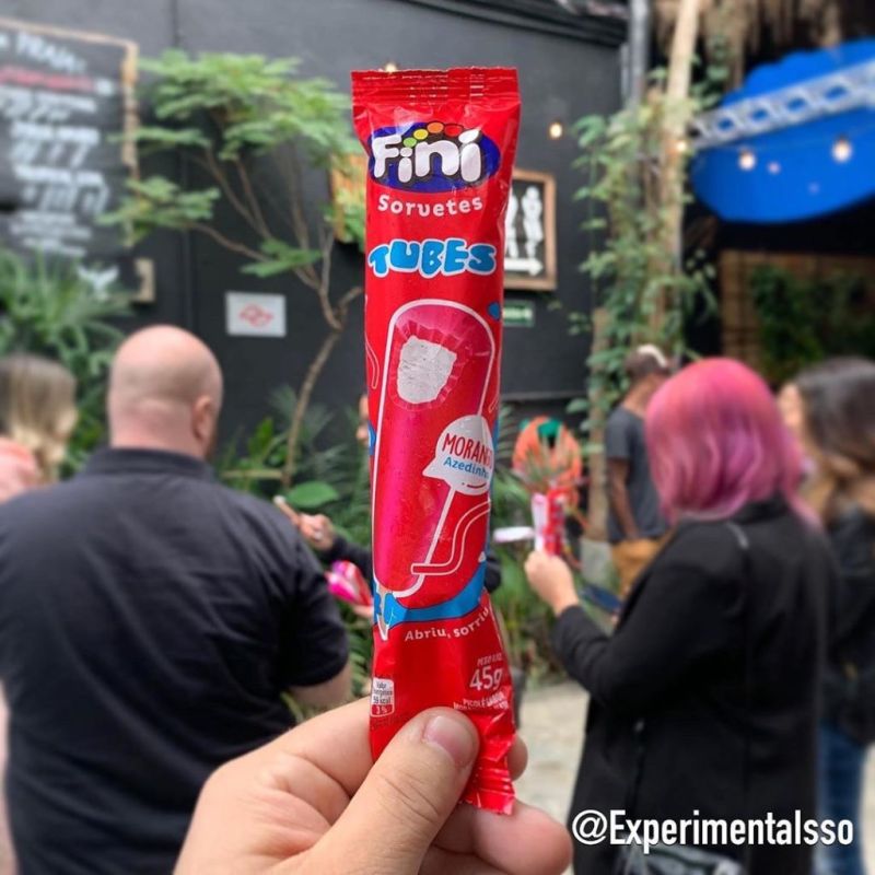🇧🇷Sorvete de Tubes Morango Azedinho da FINI!