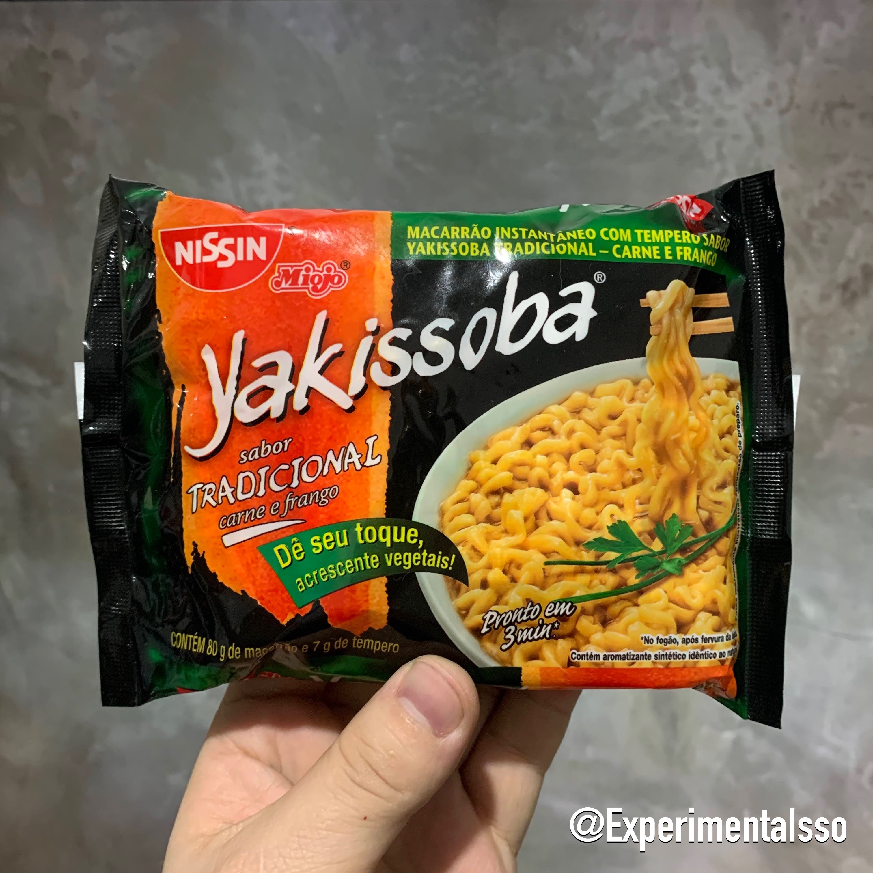 🇧🇷Nissin Miojo Yakissoba sabor Tradicional Carne e Frango (Brasil, 2020)
