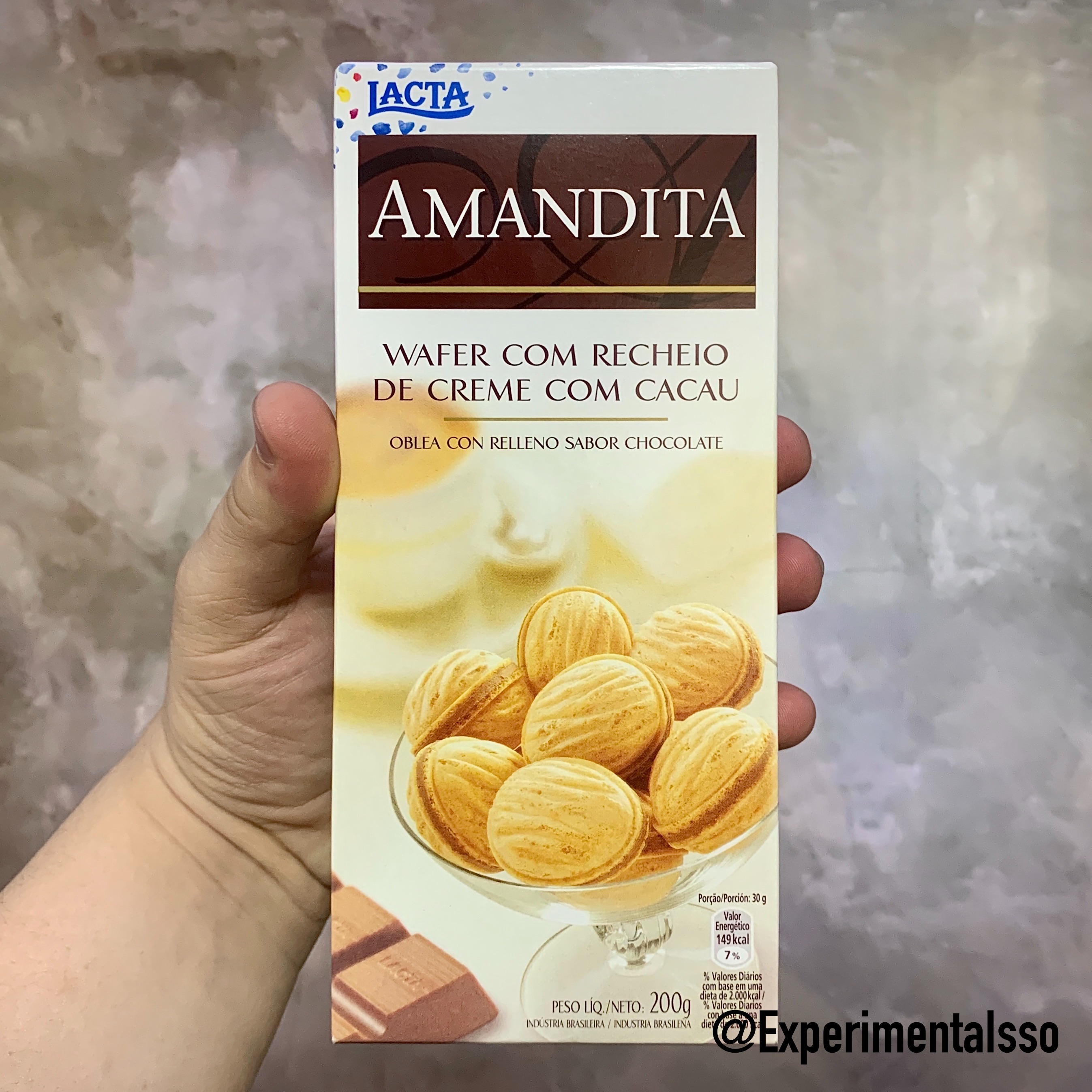 🇧🇷Lacta Amandita – Wafer com Recheio de Creme de Cacau (Brasil, 2019)