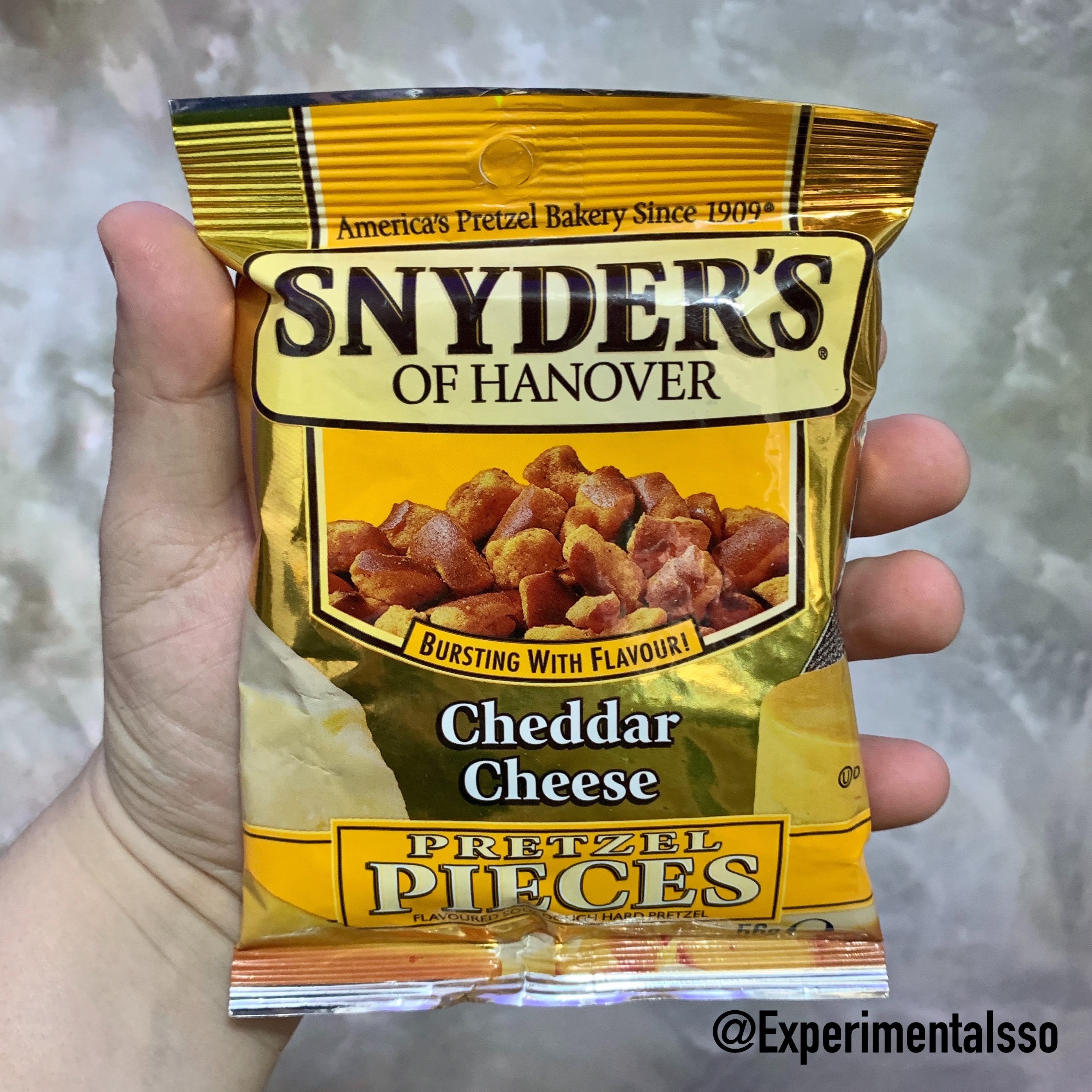 🇺🇸🇧🇷Snyder’s of Hanover Cheddar Cheese Pretzel Pieces