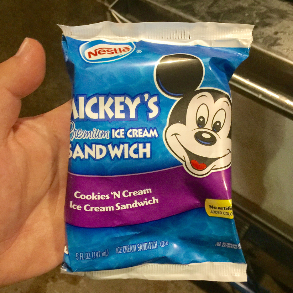🇺🇸Mickey’s Ice Cream Sanwich