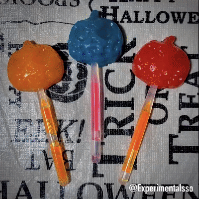 Pirulito que brilha no escuro!