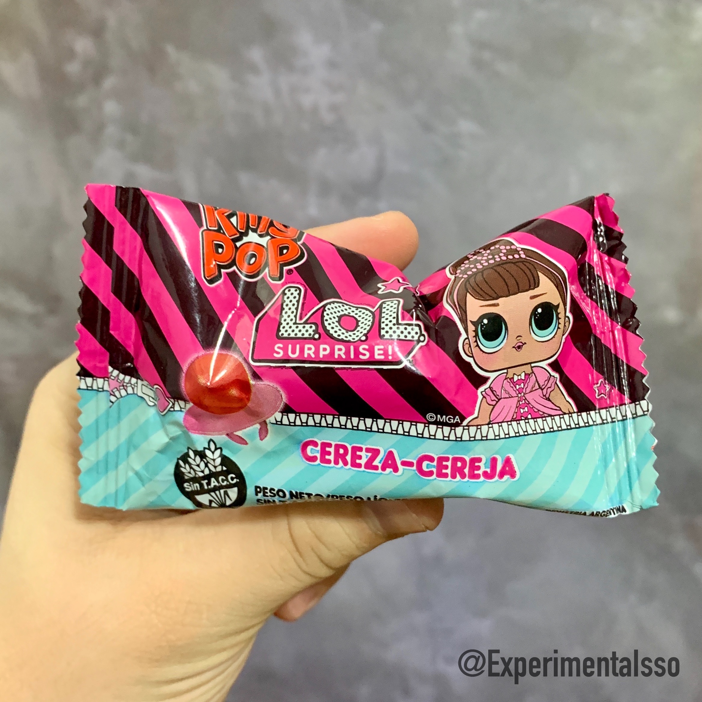 🇧🇷Ring Pop – LOL Surprise! (Pirulito surpresa sabor cereja)