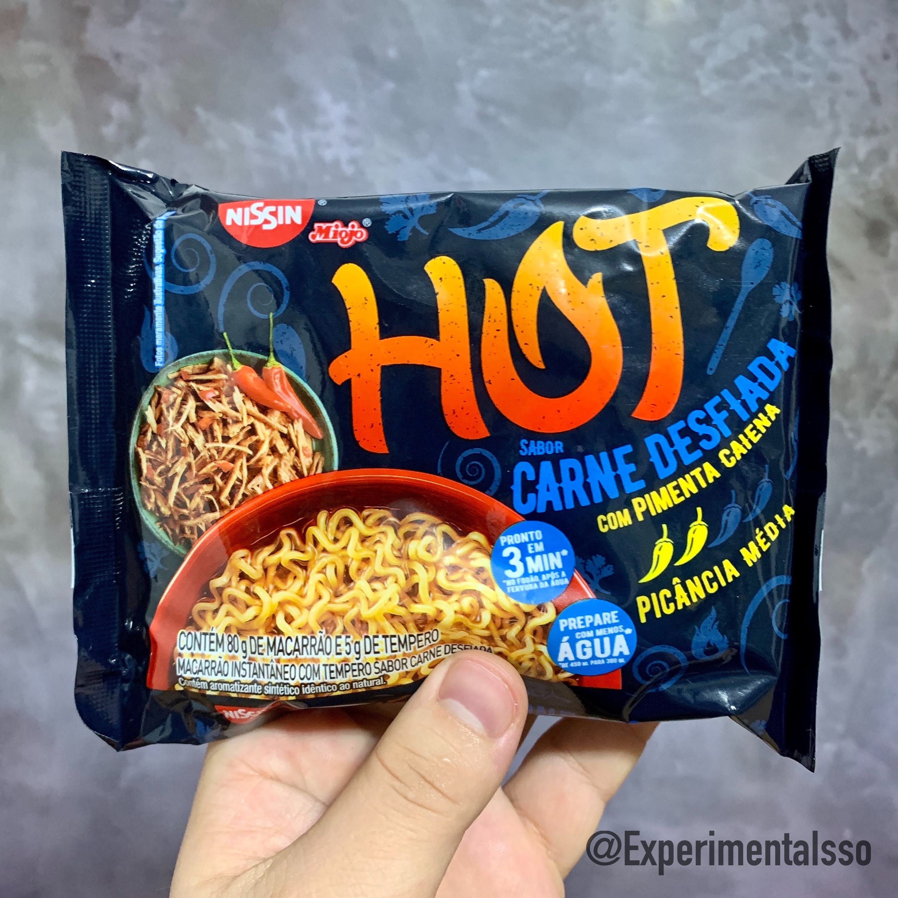 🇧🇷Nissin Hot – Carne Desfiada com Pimenta Caiena