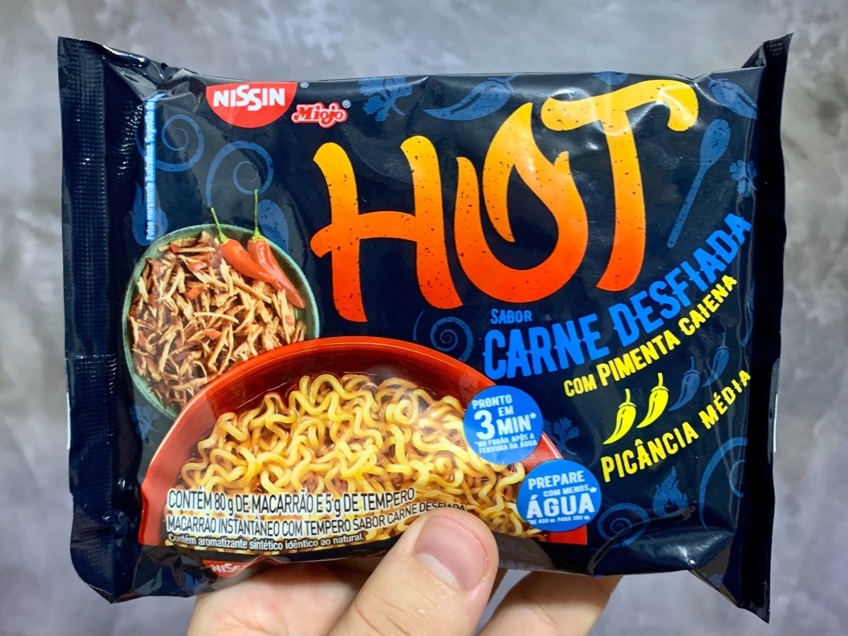 🇧🇷Nissin Hot – Carne Desfiada com Pimenta Caiena