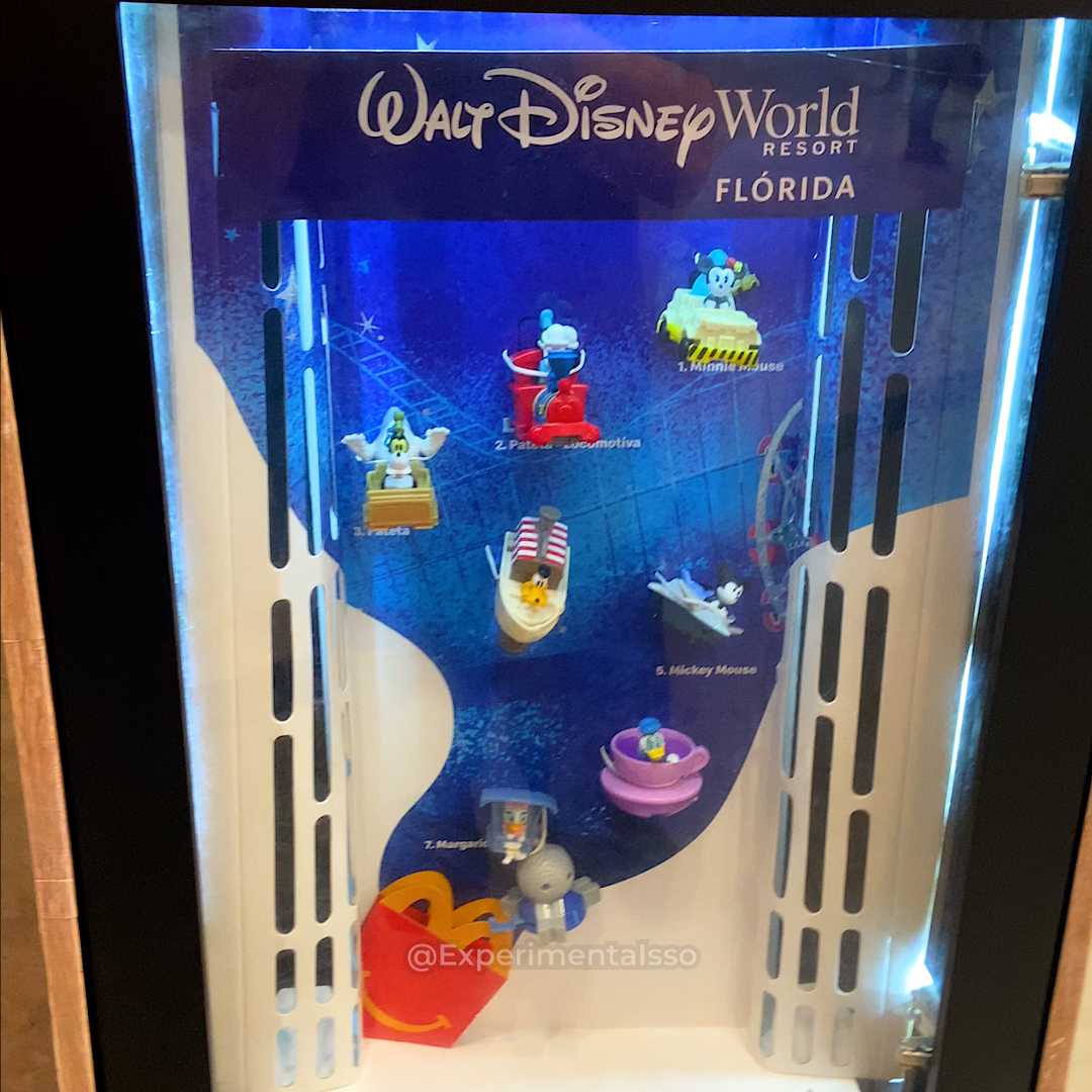 Novos brinquedos do McDonald’s do mês de fevereiro são inspirados em atrações dos parques da Disney!