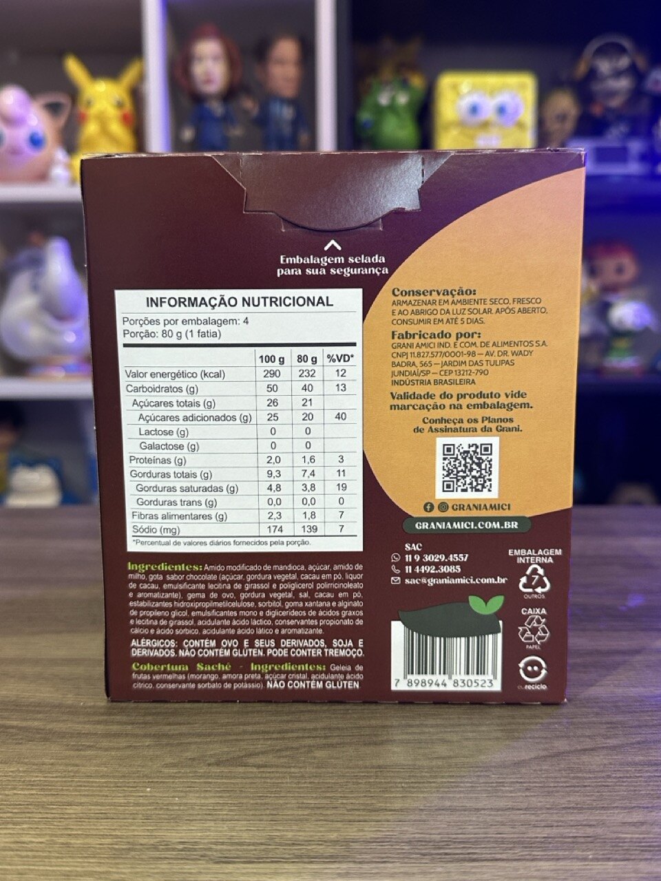 Tabela nutricional e lista de ingredientes do Panettone de Chocolate Grani Amici